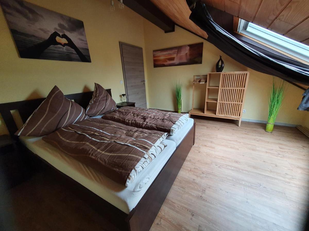 Ferienwohnung Zum Schlossblick Naehe Europa Park Mahlberg Buitenkant foto