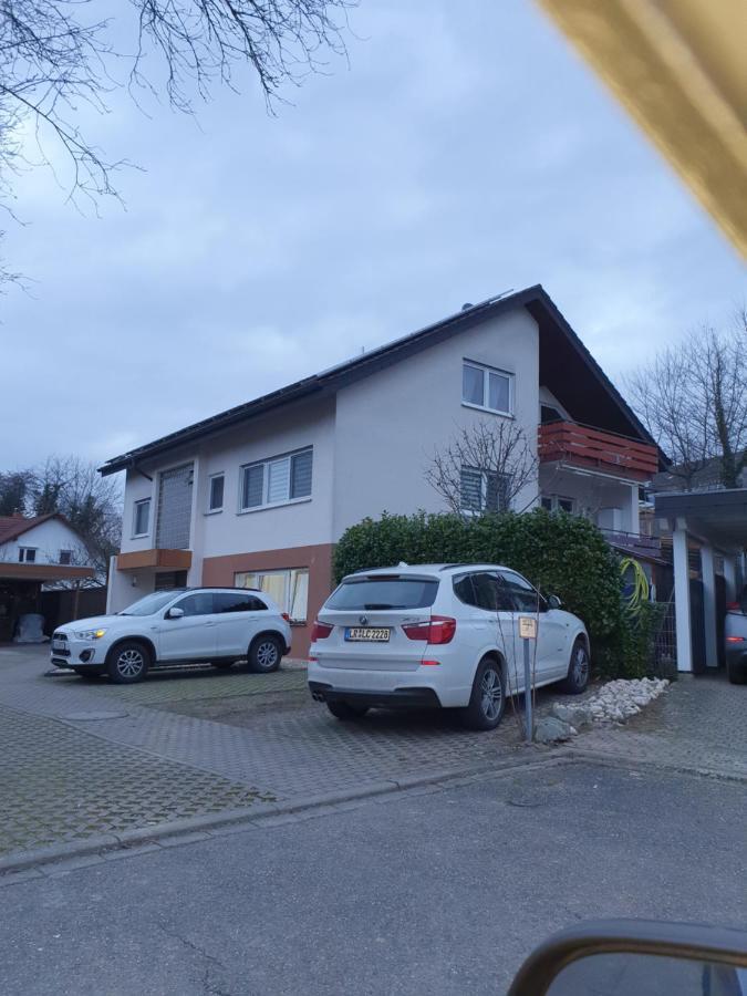 Ferienwohnung Zum Schlossblick Naehe Europa Park Mahlberg Buitenkant foto